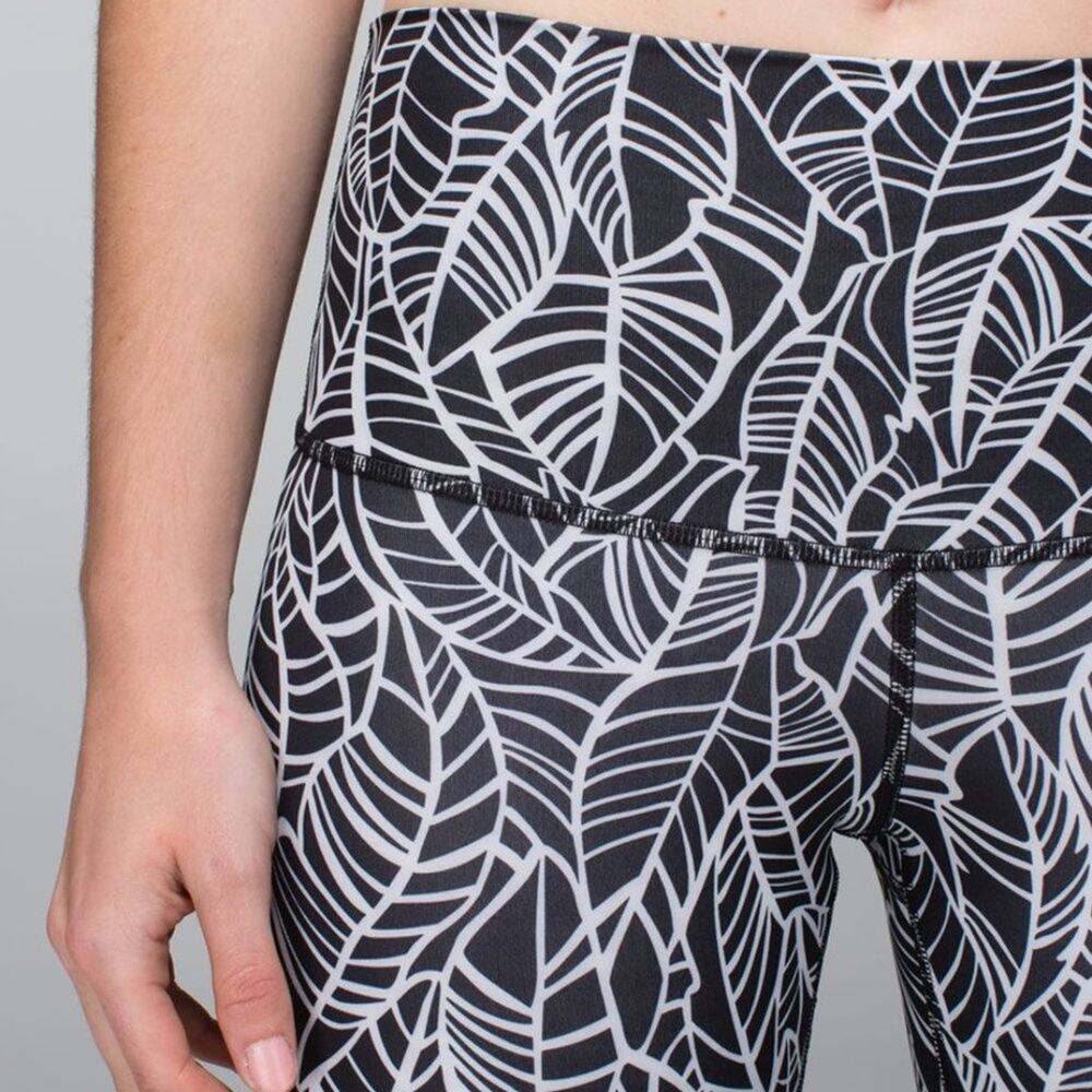 Lululemon Wunder Under Leggings Leaves Pretty Palm Black Angel Wing